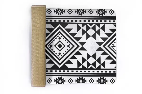 kleiner Teppich Geometrisches Muster