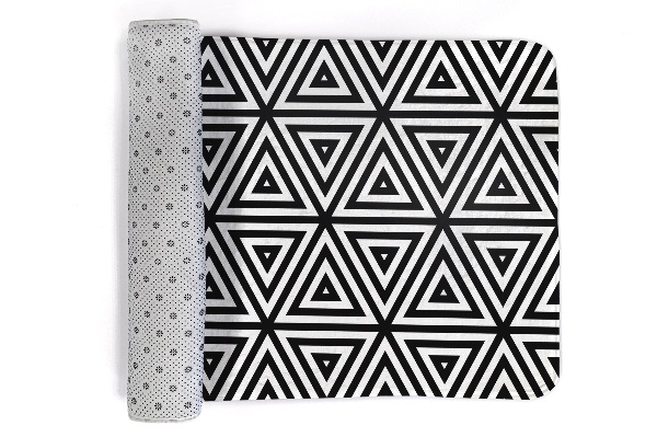 kleiner Teppich Dreieckiges geometrisches Mosaik