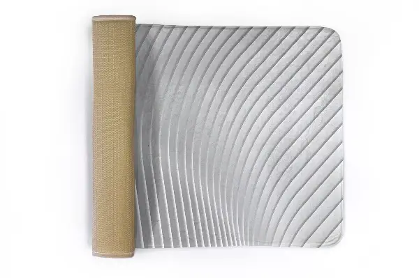 kleiner Teppich Gewellte weiße Linien