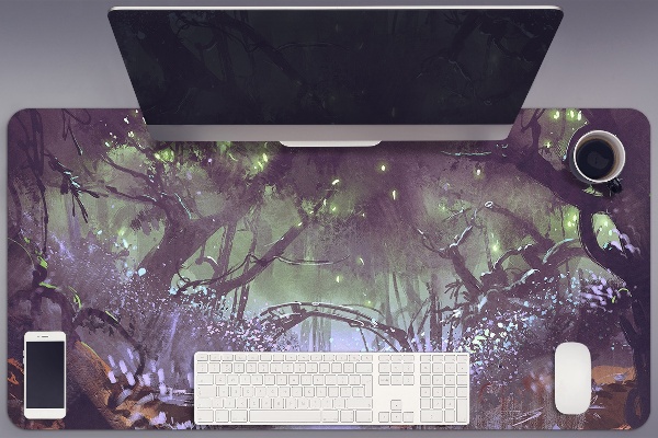 Büro-Schreibtischmatte dunkler Wald