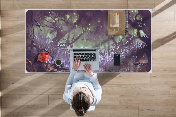 Büro-Schreibtischmatte dunkler Wald