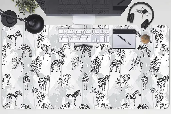 Schreibtisch Unterlegmatte Tiger und Zebras.