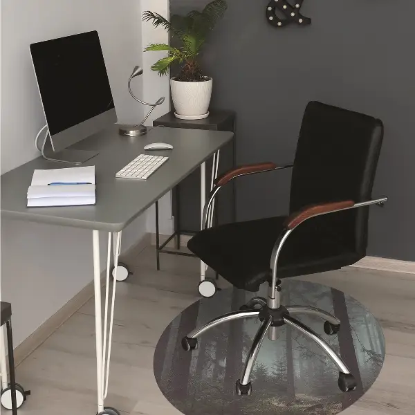 Bürostuhlunterlage Nebeliger Wald